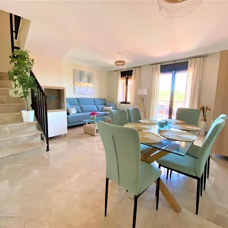 Sea View Penthouse With Hot Tub - Casa Bella Vista, Buenas Noches , Apartman