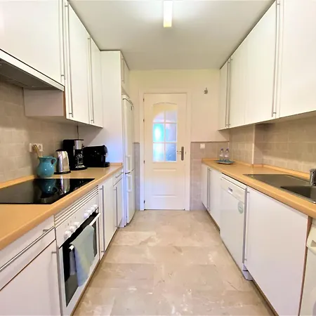 Apartman Sea View Penthouse With Hot Tub - Casa Bella Vista, Buenas Noches ,