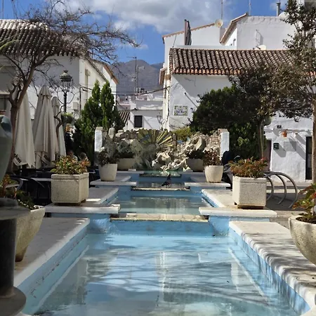 Sea View Penthouse With Hot Tub - Casa Bella Vista, Buenas Noches , Apartment Estepona