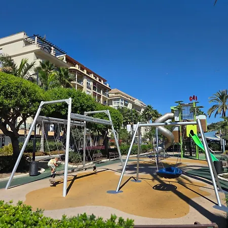 Sea View Penthouse With Hot Tub - Casa Bella Vista, Buenas Noches , Apartment Estepona